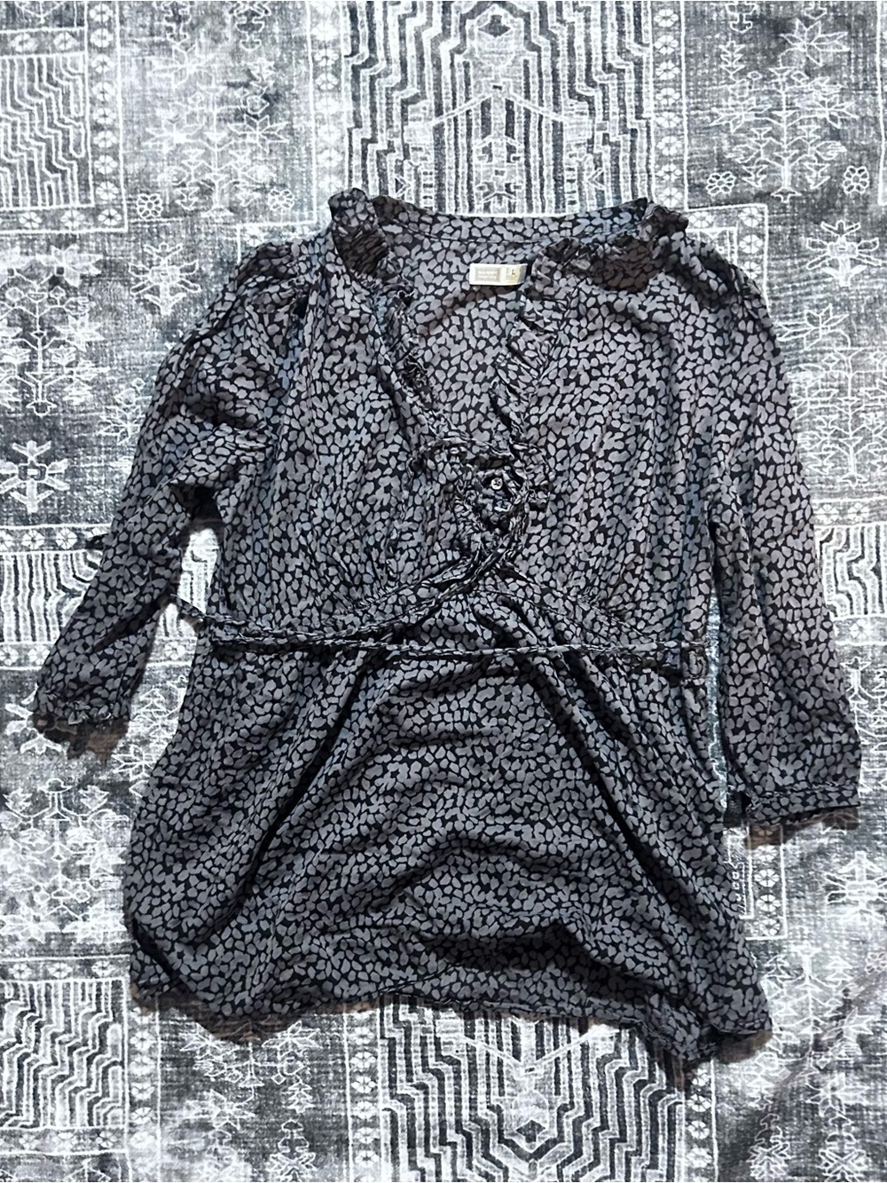 Old Navy Black & Gray Printed Wrap Tunic